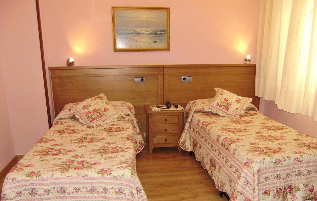 Hostal Miguel Angel Мадрид Стая снимка